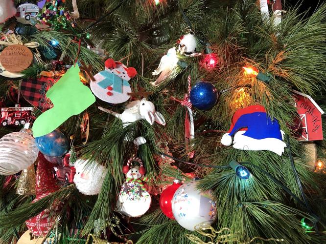 JUDE'S JINGLE TREE 2021 (3).jpg