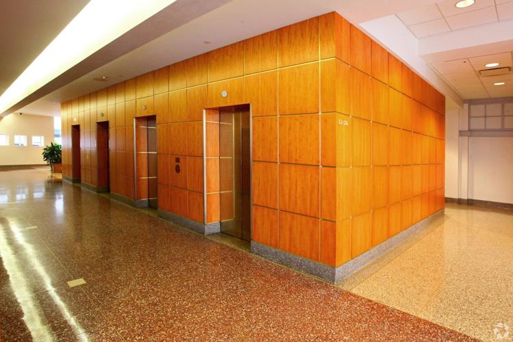 Fifth Third Bank building downtown Louisville elevators.jpg