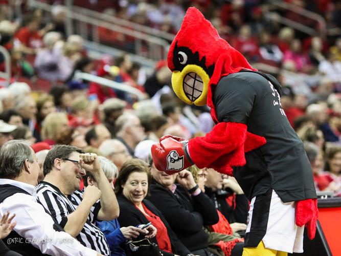 UL WOMEN V SYRACUSE 2-7-19 2