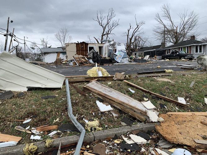 bowling green tornado damage