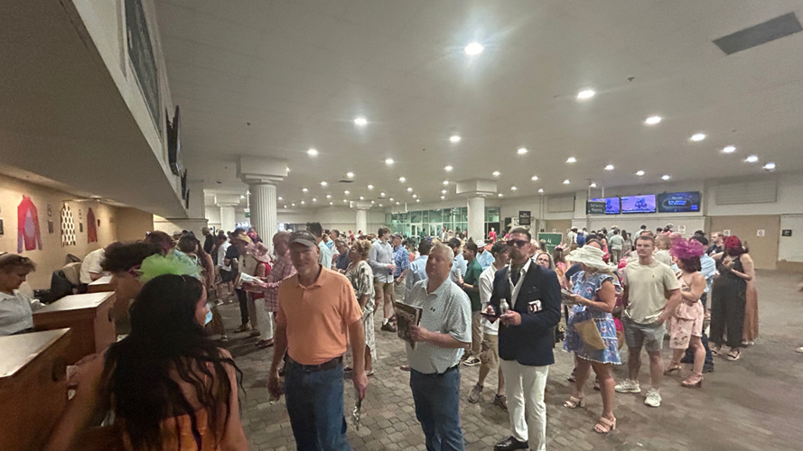 Racing fans wagering on 502sDay at Churchill Downs