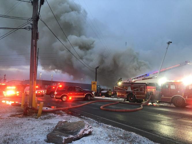 kuhl's liquor fire 2-7-21.jpg