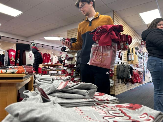 BLOOMINGTON DAY AFTER NATIONAL TITLE 4.jpg