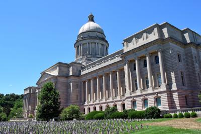 Kentucky state capitol building exterior 6-22-2021 (3).JPG