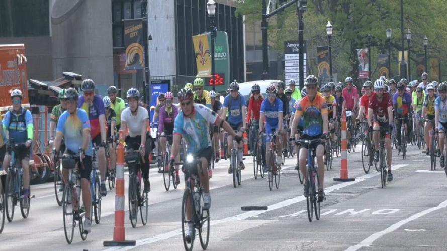 TOUR DE LOU (2).jpeg