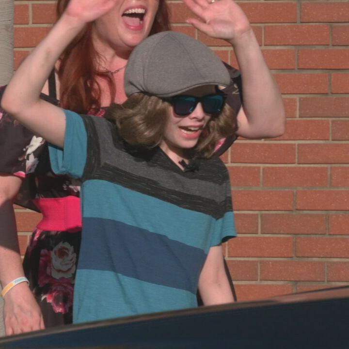 10-year-old Floyds Knobs boy battling rare cancer celebrates birthday with  special parade | Local News | wdrb.com