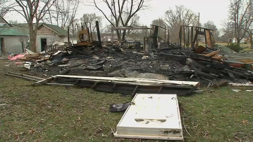 CARDS FOR GRAYSON CO FIRE VICTIM 10VO.transfer_frame_1601 door.jpg