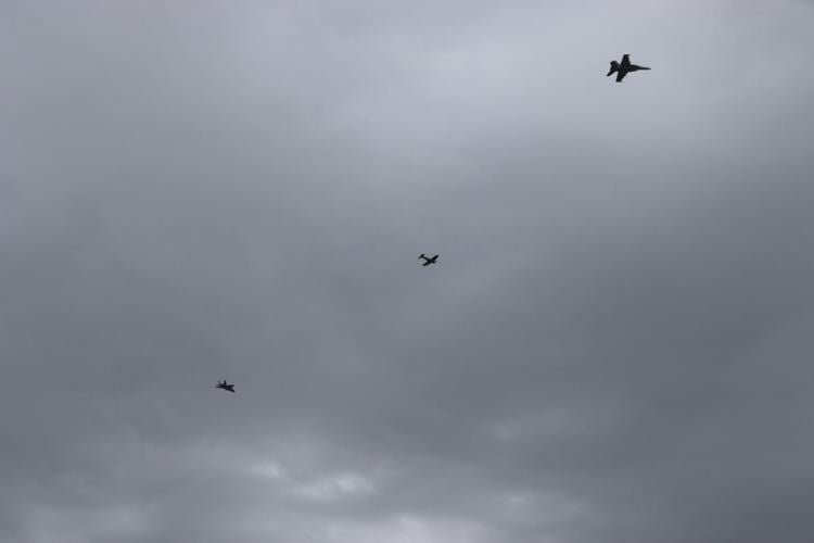 Aircraft practice over the Ohio River one day before Thunder Over Louisville 2023