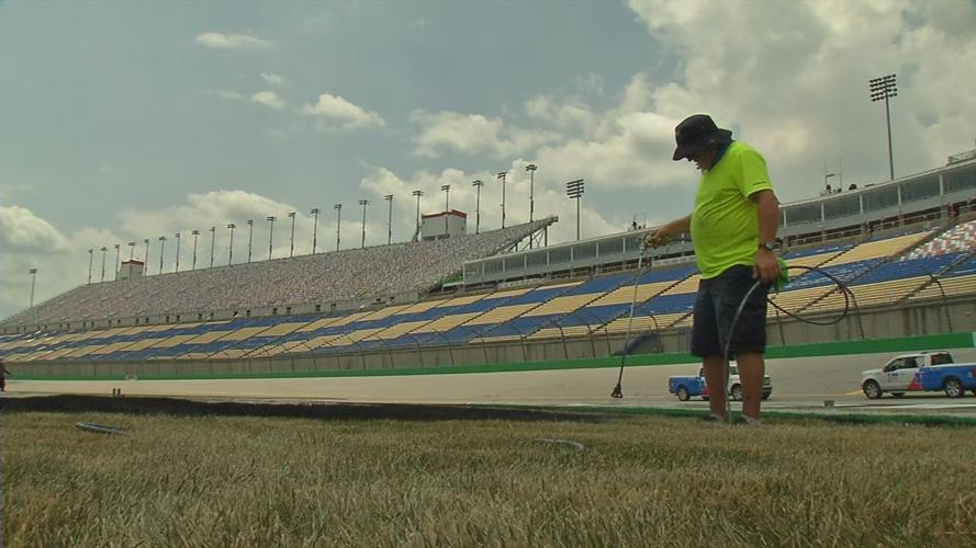 Kentucky Speedway prepares for Quaker State 400
