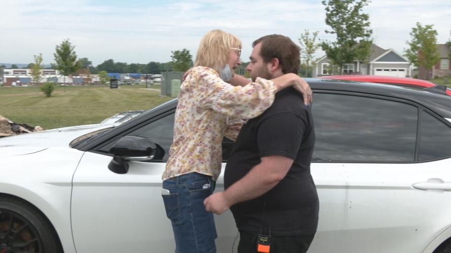 Marilyn McGarvey thanks Door Dash driver Corey Yoder