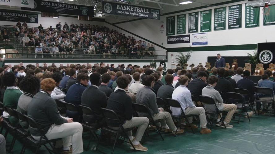 TRINITY CELEBRATES STATE TITLES.jpeg