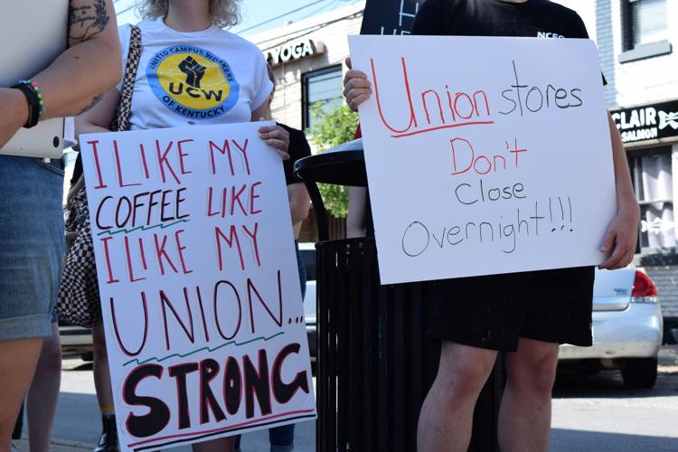 Heine Bros union workers protest 7-1-22 (9).JPG