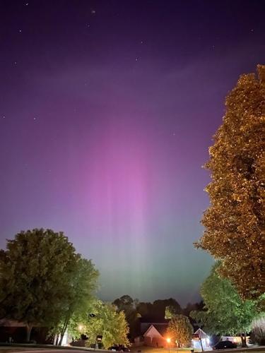 Northern Lights photos from Jeffersonville, Indiana on May 10, 2024.jpg