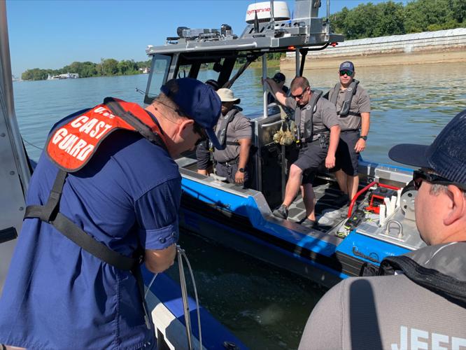 U.S. Coast Guard facilitates boat training on the Ohio River