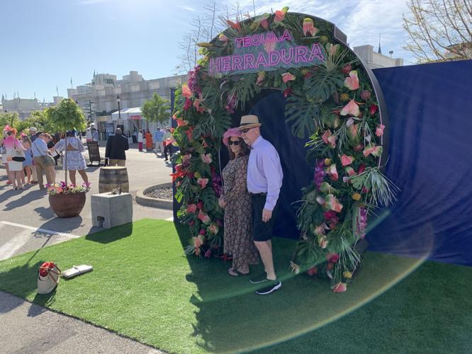 OAKS CROWDS MORE 5-5-2023     (2).JPG