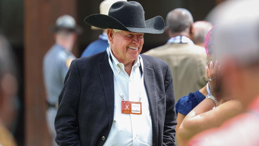 Fans on Kentucky Oaks Day 2025