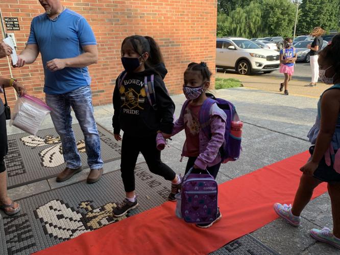 Bowen Elementary back to school red carpet jcps 08-10-22.jpg