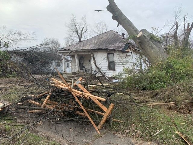 MAYFIELD DAMAGE - NEIGHBORHOODS 12-15-2021 3.jpg