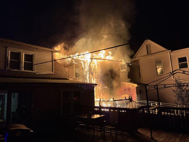Fire 3000 block of River Park Drive