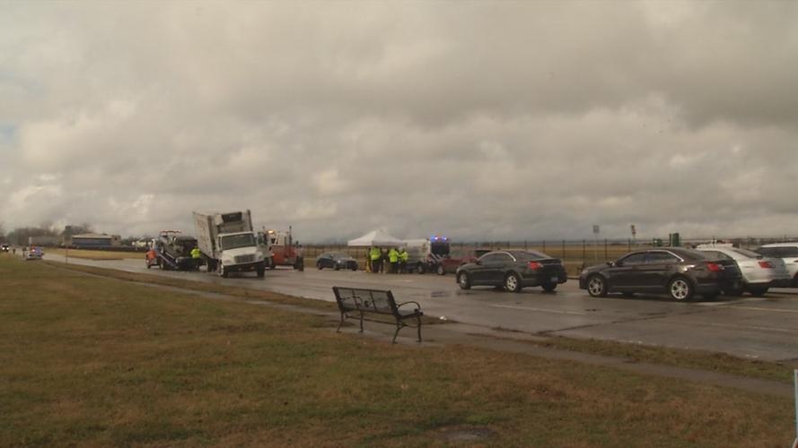 TAYLORSVILLE RD FATAL CRASH 2.jpg