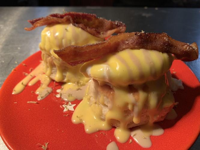 CHRISTMAS CAFE ON FRANKFORT AVENUE - KK - 8-26-2020  (13).JPG