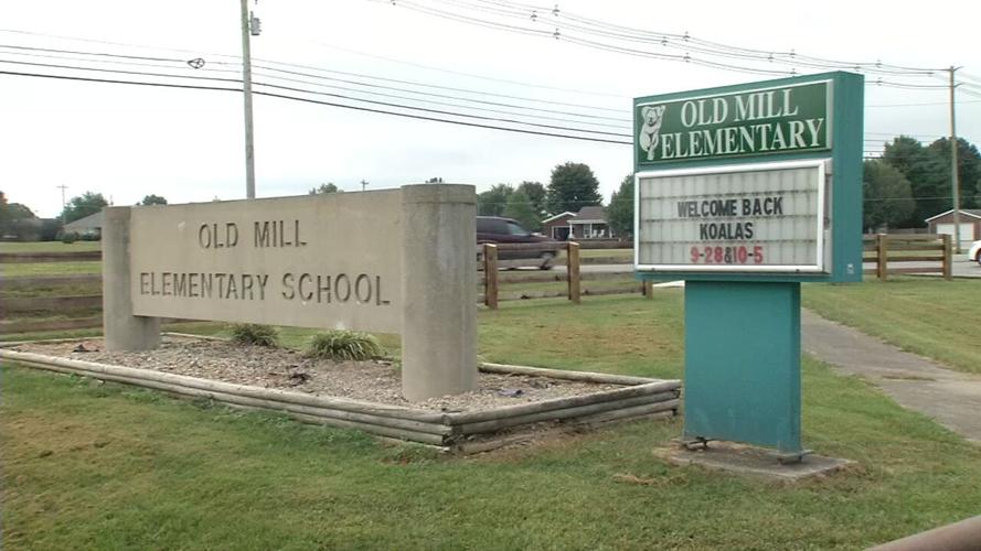 Sign at Old Mill Elementary School welcoming Bullitt County students back for 2022-23 school year