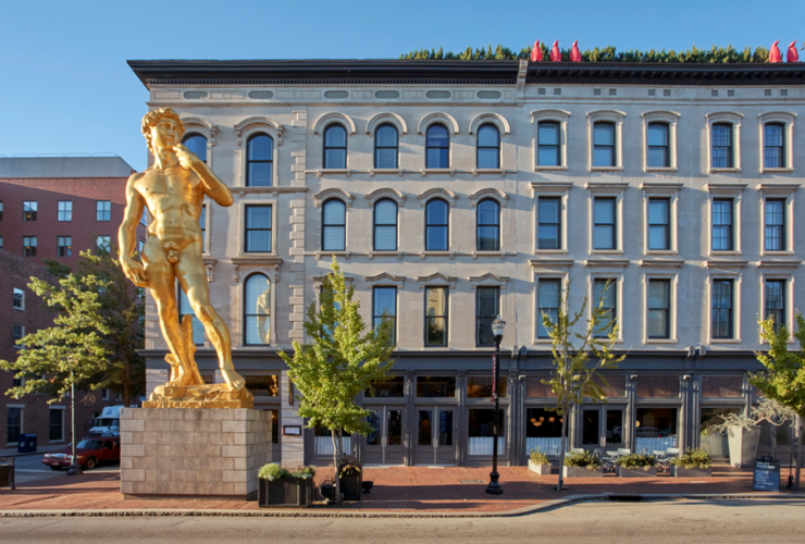 21c MUSEUM HOTEL - LOUISVILLE - COURTESY WEBSITE.png