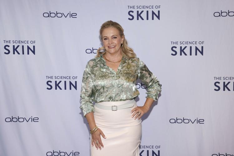 Melissa Joan Hart​