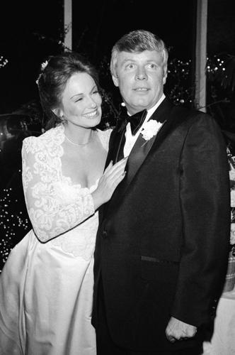 Phyllis George-John Y Brown.jpg
