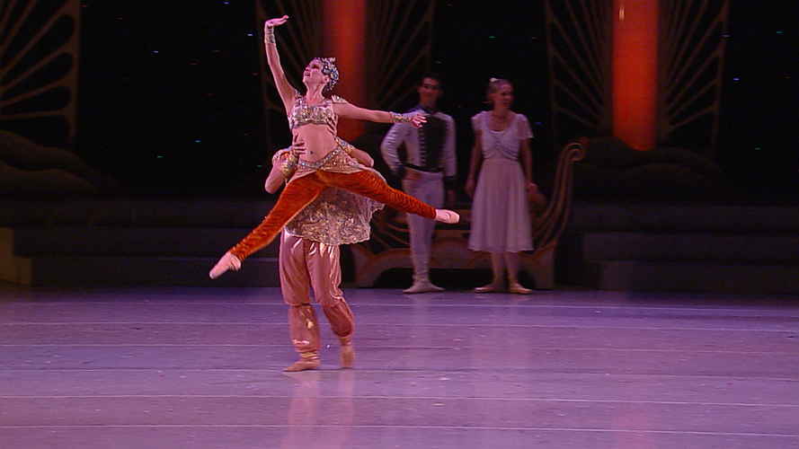 NUTCRACKER BROADCAST - 12-25-19 (45).png