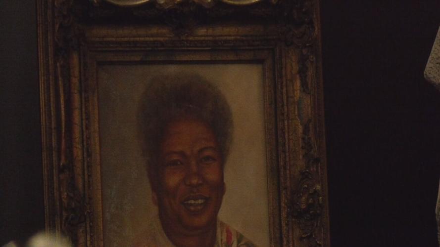 Shirley Mae Beard lies in repose at Kentucky Derby Museum 1-24-25