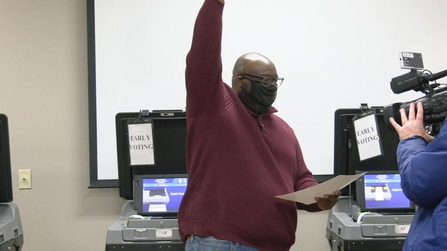 Pardoned felon Savvy Shabazz casts ballot for 1st time in 20 years during early voting in Louisville