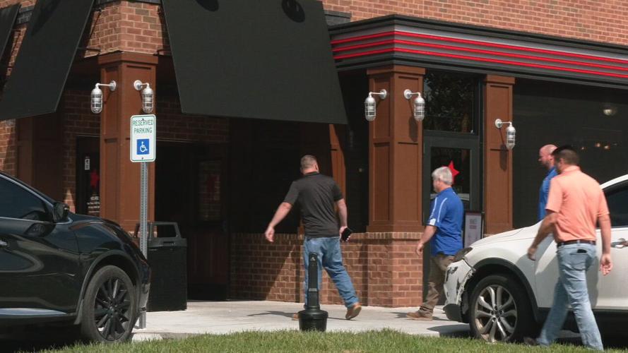 Drake's opens new Louisville location in Okolona