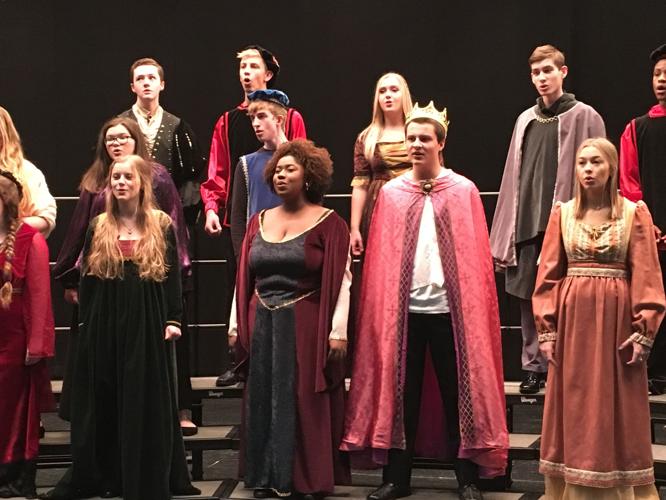 ATHERTON MADRIGAL CHOIR - KEITH KAISER 12-4-19  (8).jpeg