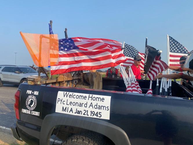 Veterans wait for WWII vet to return home 6-16-23