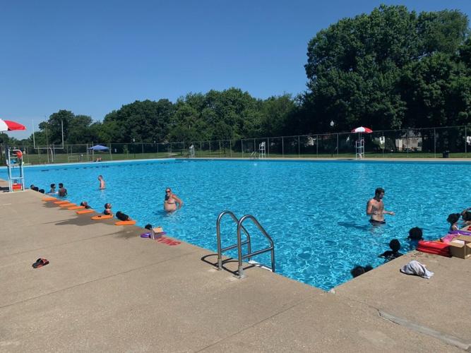 Swim lessons at the pool at Algonquin Park