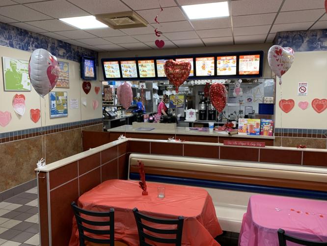 WHITE CASTLE VALENTINES DAY - KK - 2-14-2023 (12).JPG