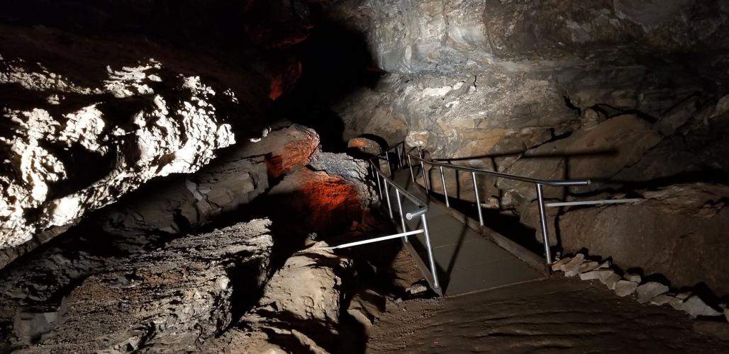 MAMMOTH CAVE - 8-13-19 - TOM ROUND (7).jpg