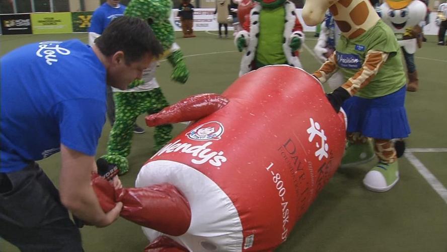 RAW MASCOT BOWL 2-1-19_frame_23358.jpg