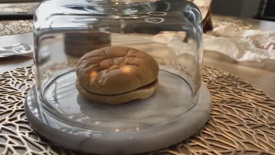 20 YEAR OLD BURGER 1-4-20 (4).jpg