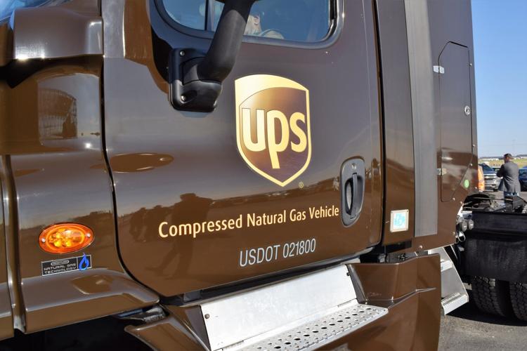 UPS new hangar 11-14-22 (2).JPG