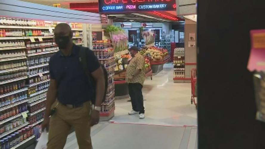 Shoppers with masks.jpg