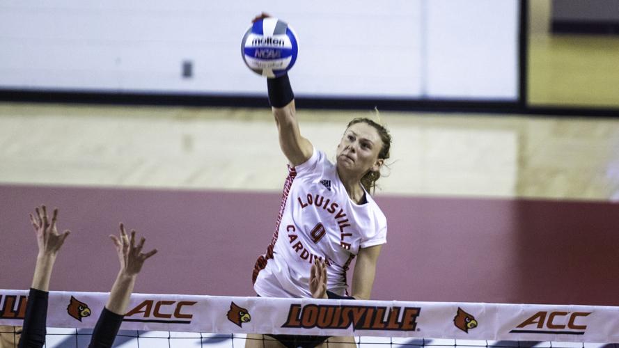 Louisville_Volleyball_0051.jpg