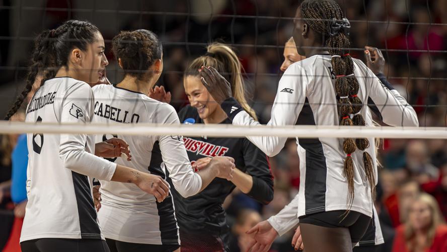 UL NCAA Volleyball Purdue-6.jpg