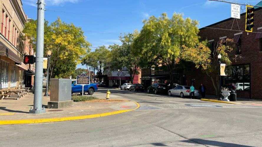 Downtown New Albany 10-11-22.jpg