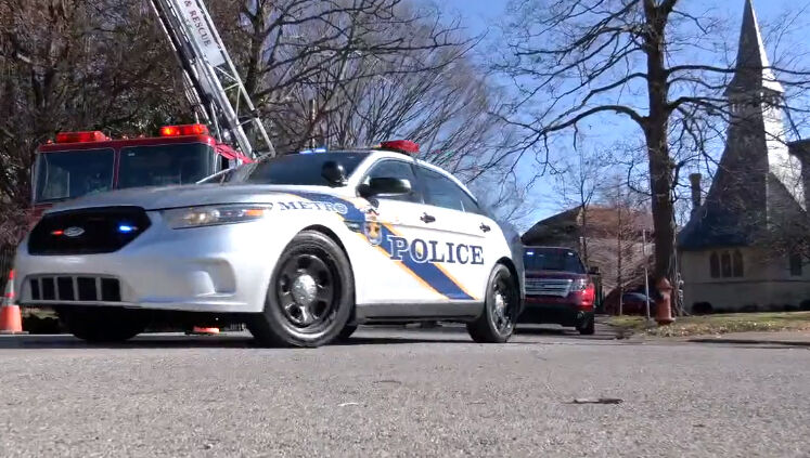 Cottongim procession - police vehicles 2.jpg