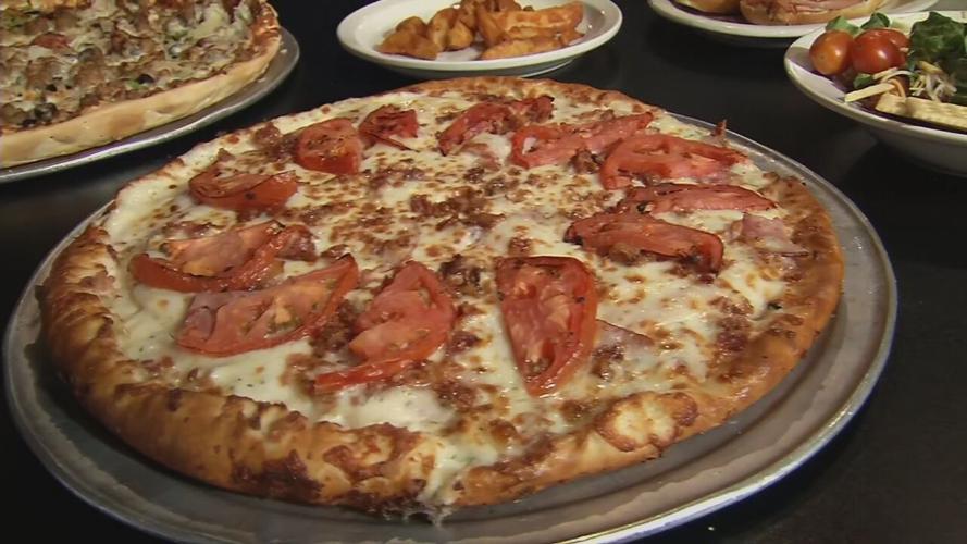 hometown pizza bog  (1).jpeg