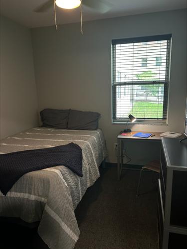 UK TRI-IT bedroom
