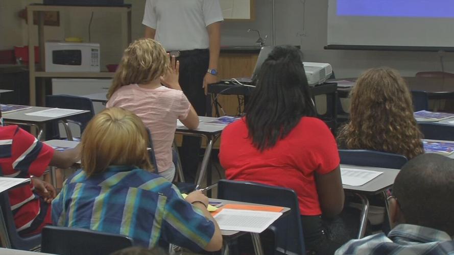 JCPS students learning in classroom.jpeg
