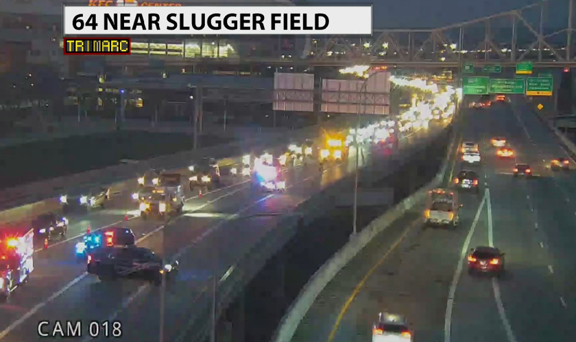 Pedestrian struck on I-64 near I-65